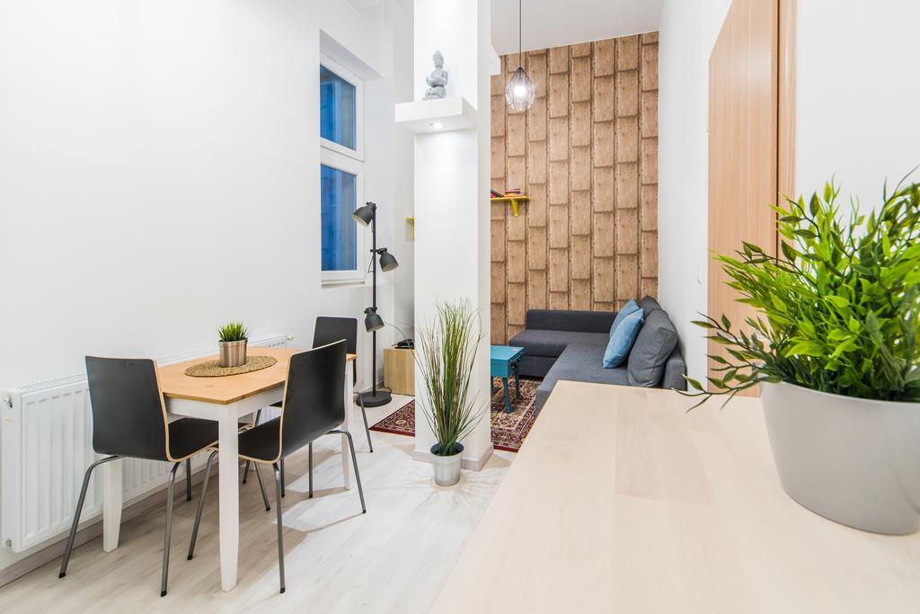 Astoria Airconed Appartement